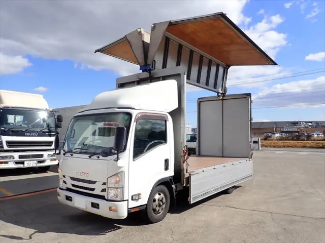 いすゞ エルフ TRG-NPR85AN(2WD)の写真13