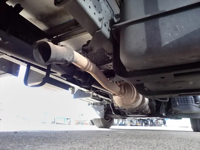 いすゞ エルフ TRG-NPR85AN(2WD)の写真25