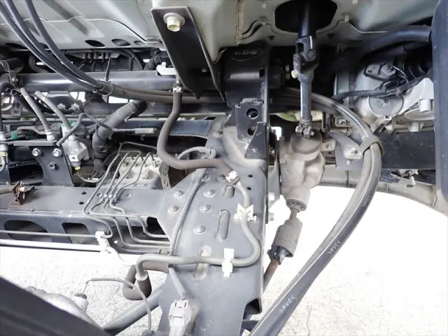 いすゞ エルフ TRG-NPR85AN(2WD)の写真43