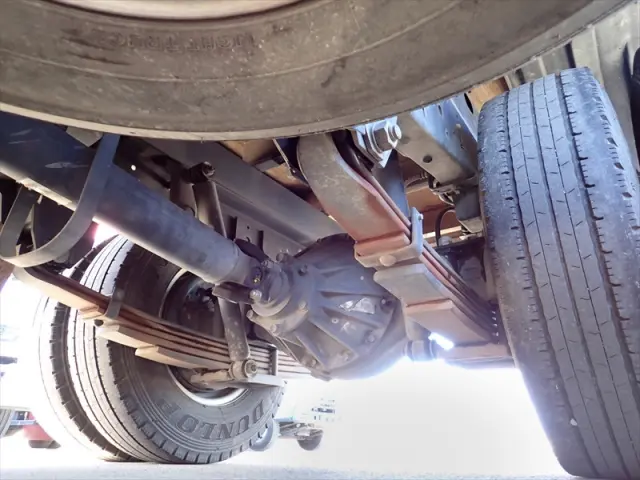 いすゞ エルフ SKG-NJR85A(2WD)の写真16