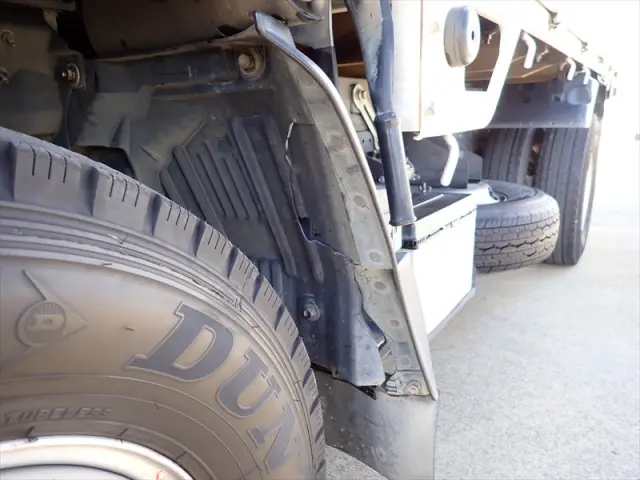 いすゞ エルフ SKG-NJR85A(2WD)の写真28