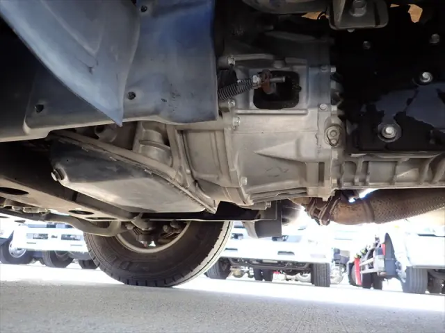 いすゞ エルフ SKG-NJR85A(2WD)の写真37