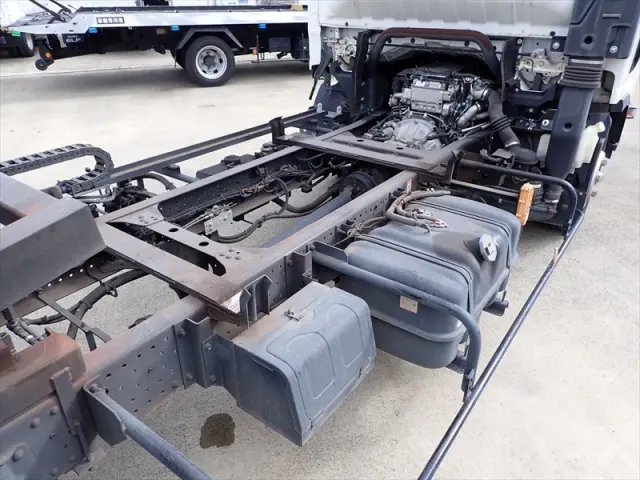 いすゞ エルフ TRG-NPR85AN(2WD)の写真18