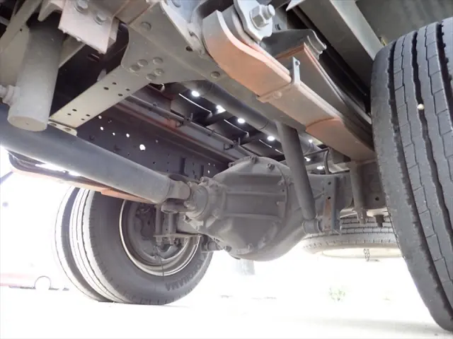 いすゞ エルフ TRG-NPR85AN(2WD)の写真24