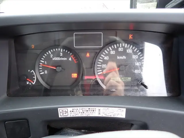 いすゞ エルフ TRG-NPR85AN(2WD)の写真31