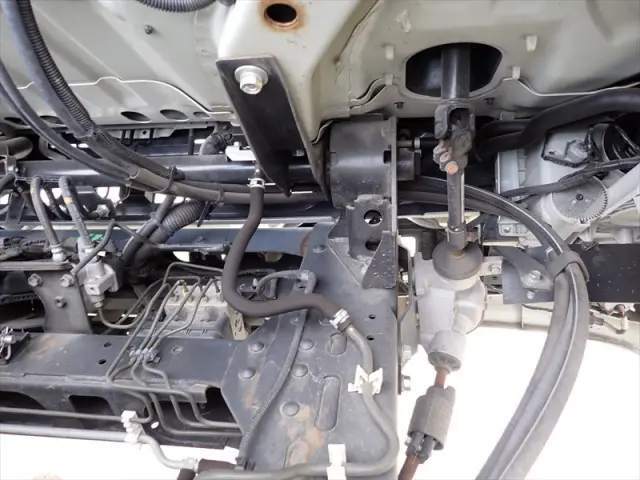 いすゞ エルフ TRG-NPR85AN(2WD)の写真37