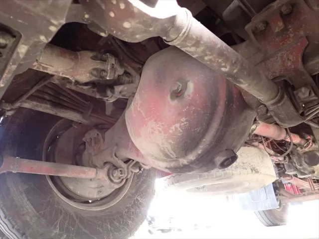 いすゞ ギガ QPG-CXZ77BT(2WD)の写真21