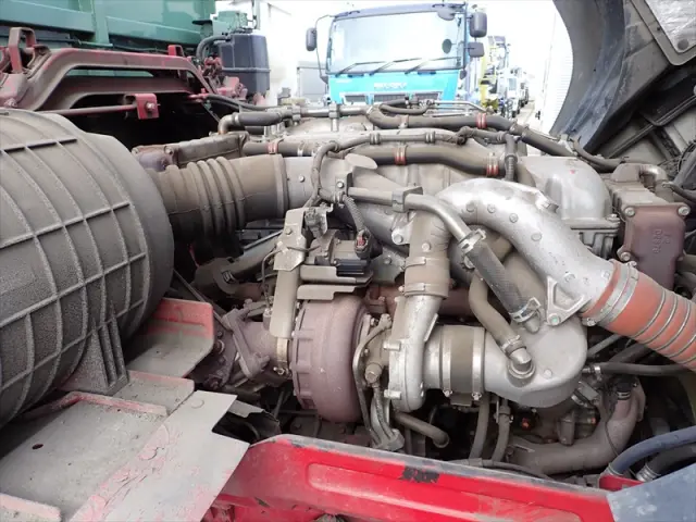 いすゞ ギガ QPG-CXZ77BT(2WD)の写真43