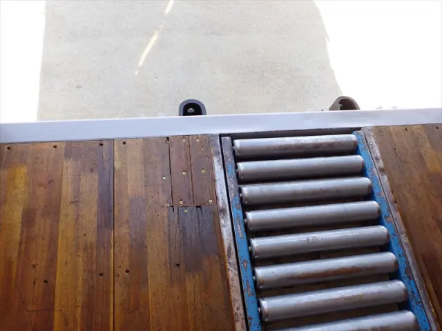 いすゞ エルフ TRG-NLR85AN(2WD)の写真13