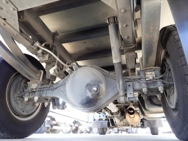 いすゞ エルフ TRG-NLR85AN(2WD)の写真16