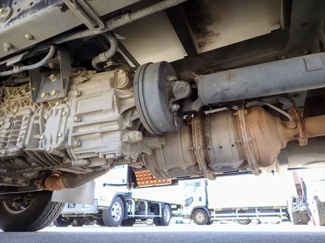 いすゞ エルフ TRG-NLR85AN(2WD)の写真19