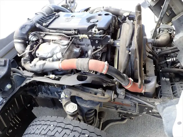 いすゞ エルフ TRG-NLR85AN(2WD)の写真37