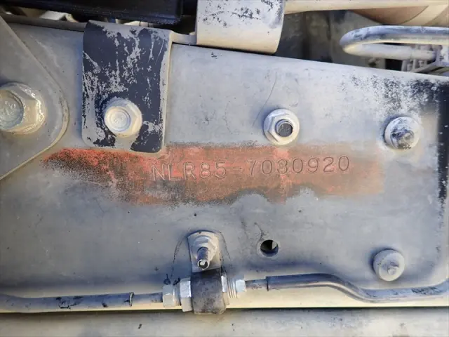 いすゞ エルフ TRG-NLR85AN(2WD)の写真39