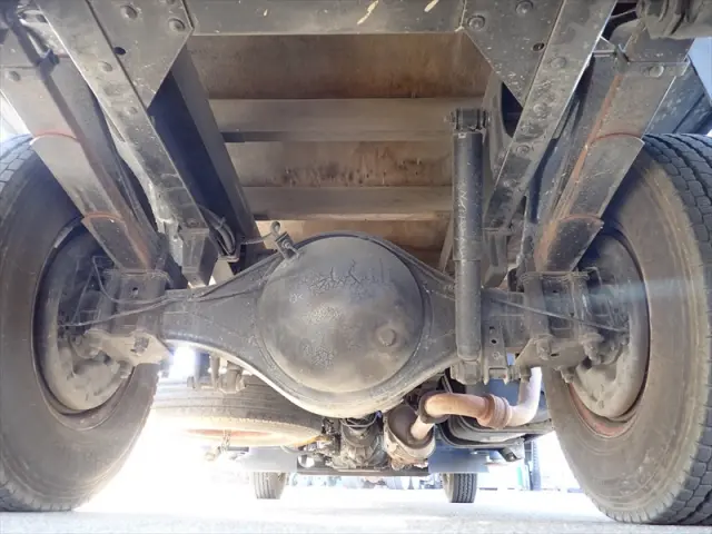 いすゞ エルフ BKG-NKR85Rの写真23