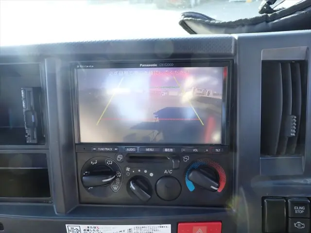 いすゞ エルフ BKG-NKR85Rの写真36