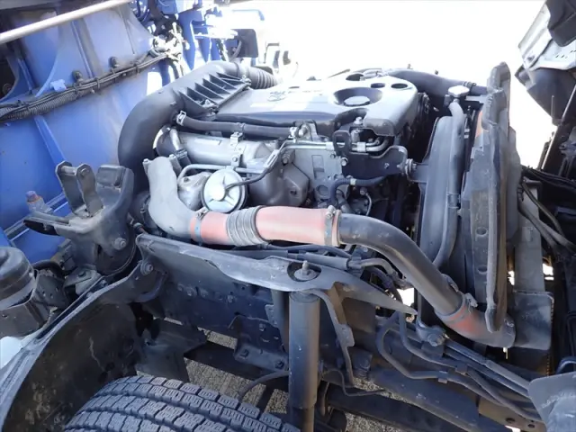 いすゞ エルフ BKG-NKR85Rの写真42