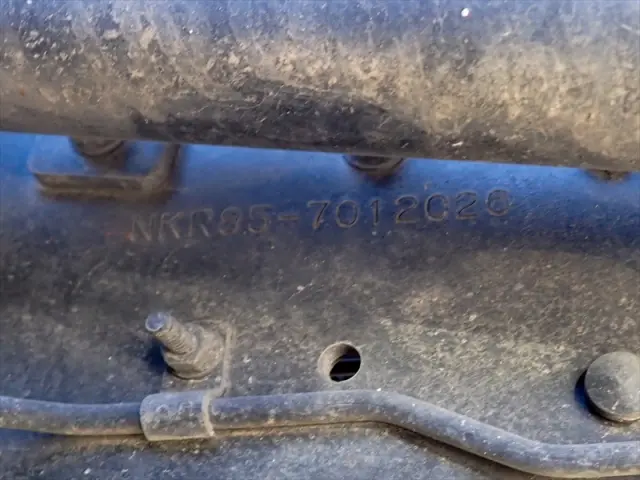 いすゞ エルフ BKG-NKR85Rの写真46