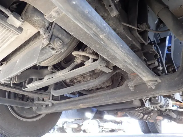 いすゞ エルフ BKG-NKR85Rの写真49