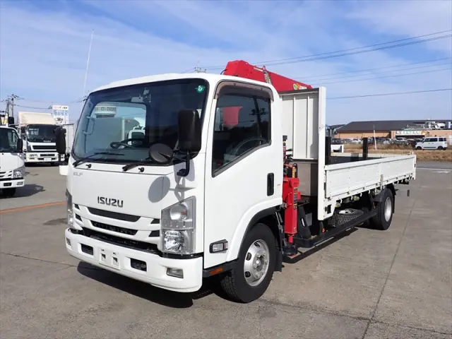 いすゞ エルフ 2RG-NPR88YN(2WD)の写真1