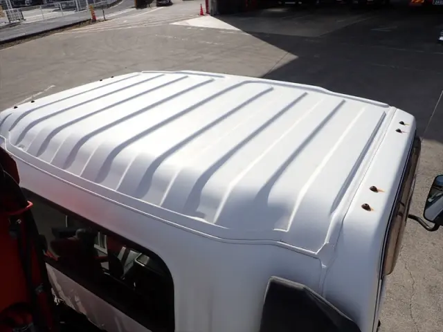 いすゞ エルフ 2RG-NPR88YN(2WD)の写真12