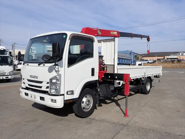 いすゞ エルフ 2RG-NPR88YN(2WD)の写真16