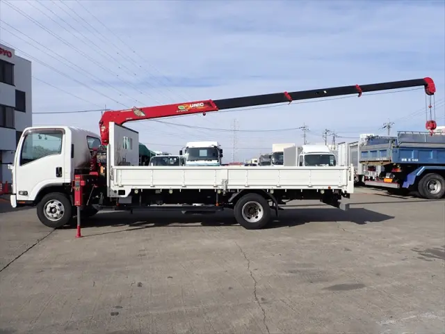 いすゞ エルフ 2RG-NPR88YN(2WD)の写真17