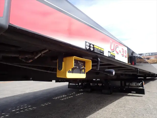 いすゞ エルフ 2RG-NPR88AM(2WD)の写真19