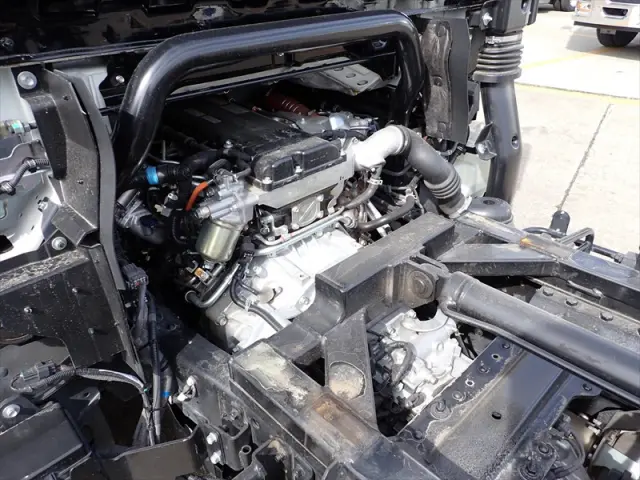 いすゞ エルフ 2RG-NPR88AM(2WD)の写真22