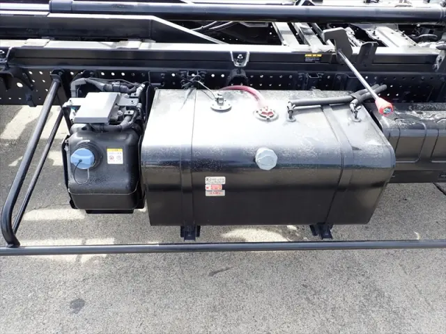 いすゞ エルフ 2RG-NPR88AM(2WD)の写真24