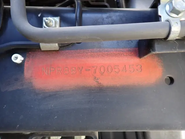 いすゞ エルフ 2RG-NPR88YN(2WD)の写真43