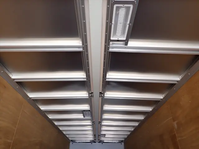 いすゞ ギガ 2PG-CYL77C(8x4)の写真7