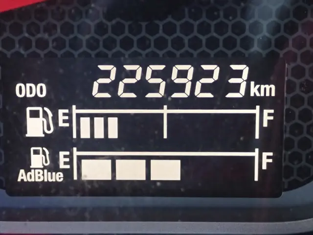 いすゞ ギガ 2PG-CYL77C(8x4)の写真32