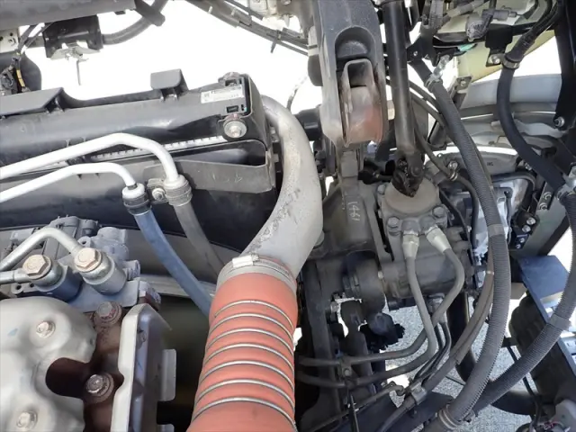 いすゞ ギガ 2PG-CYL77C(8x4)の写真39