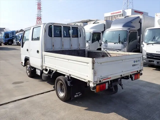 いすゞ エルフ TPG-NHR85A(2WD)の写真4