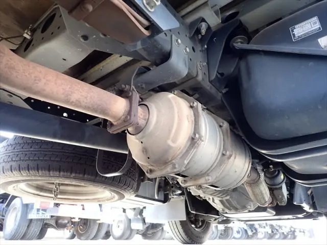 いすゞ エルフ TPG-NHR85A(2WD)の写真10