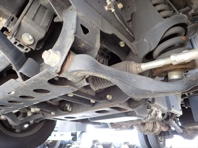 いすゞ エルフ TPG-NHR85A(2WD)の写真14