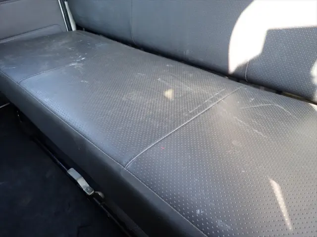 いすゞ エルフ TPG-NHR85A(2WD)の写真20