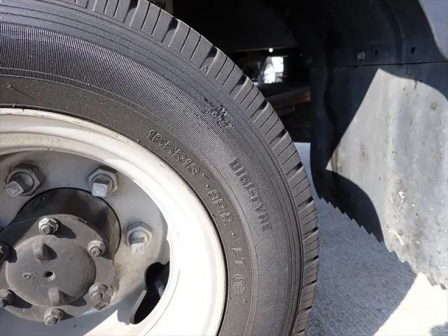 いすゞ エルフ TPG-NHR85A(2WD)の写真31