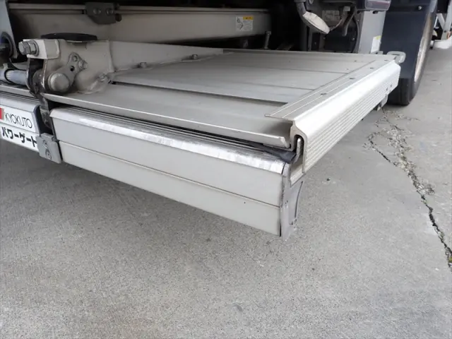 日野 レンジャー 2PG-FD2ABG(2WD)の写真9