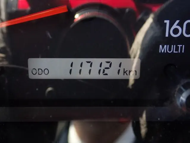 いすゞ エルフ 2RG-NLR88AN(2WD)の写真20