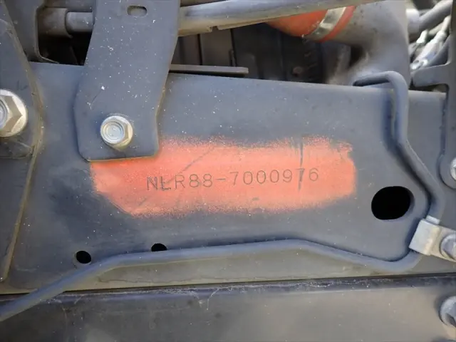 いすゞ エルフ 2RG-NLR88AN(2WD)の写真26