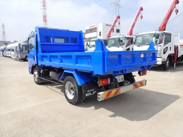 いすゞ エルフ 2PG-NPR88N(2WD)の写真4