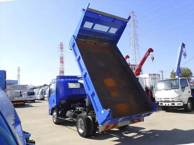 いすゞ エルフ 2PG-NPR88N(2WD)の写真8