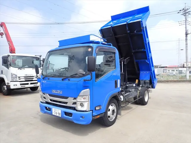 いすゞ エルフ 2PG-NPR88N(2WD)の写真8