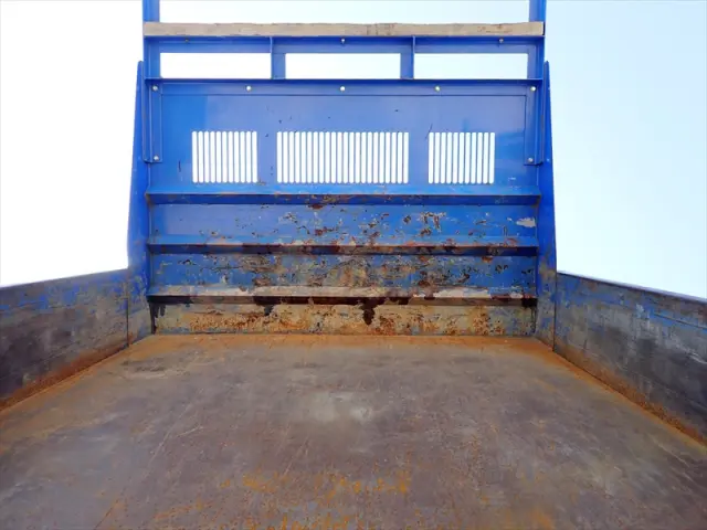 いすゞ エルフ 2PG-NPR88N(2WD)の写真11