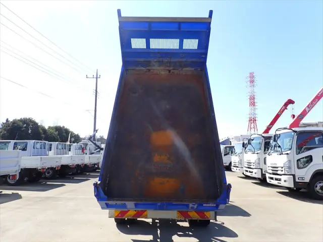 いすゞ エルフ 2PG-NPR88N(2WD)の写真12