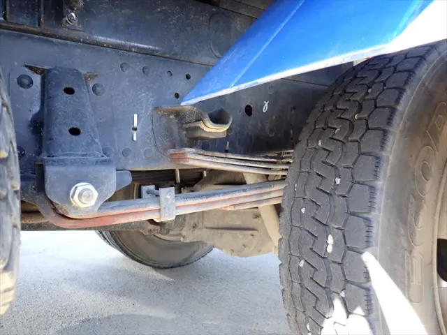 いすゞ エルフ 2PG-NPR88N(2WD)の写真21