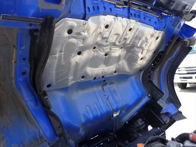 いすゞ エルフ 2PG-NPR88N(2WD)の写真26