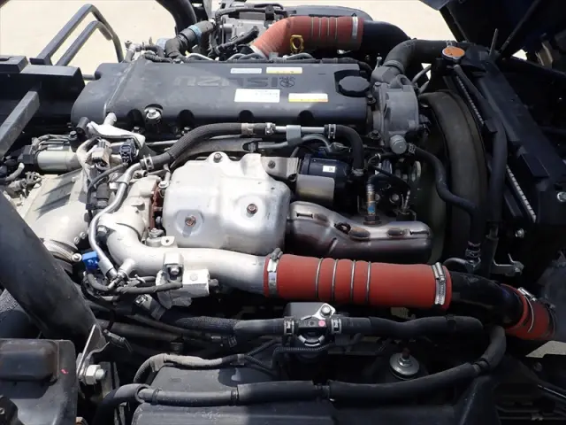 いすゞ エルフ 2PG-NPR88N(2WD)の写真27