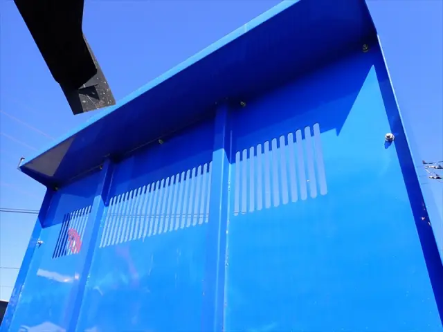 いすゞ エルフ 2PG-NPR88N(2WD)の写真34